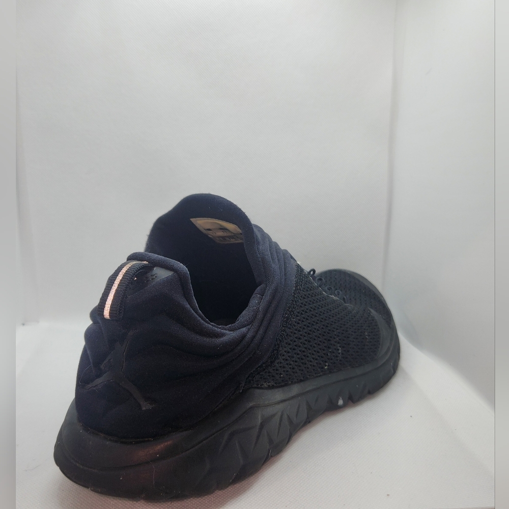 Jordan Black Mesh Sneakers - Picture 3 of 7